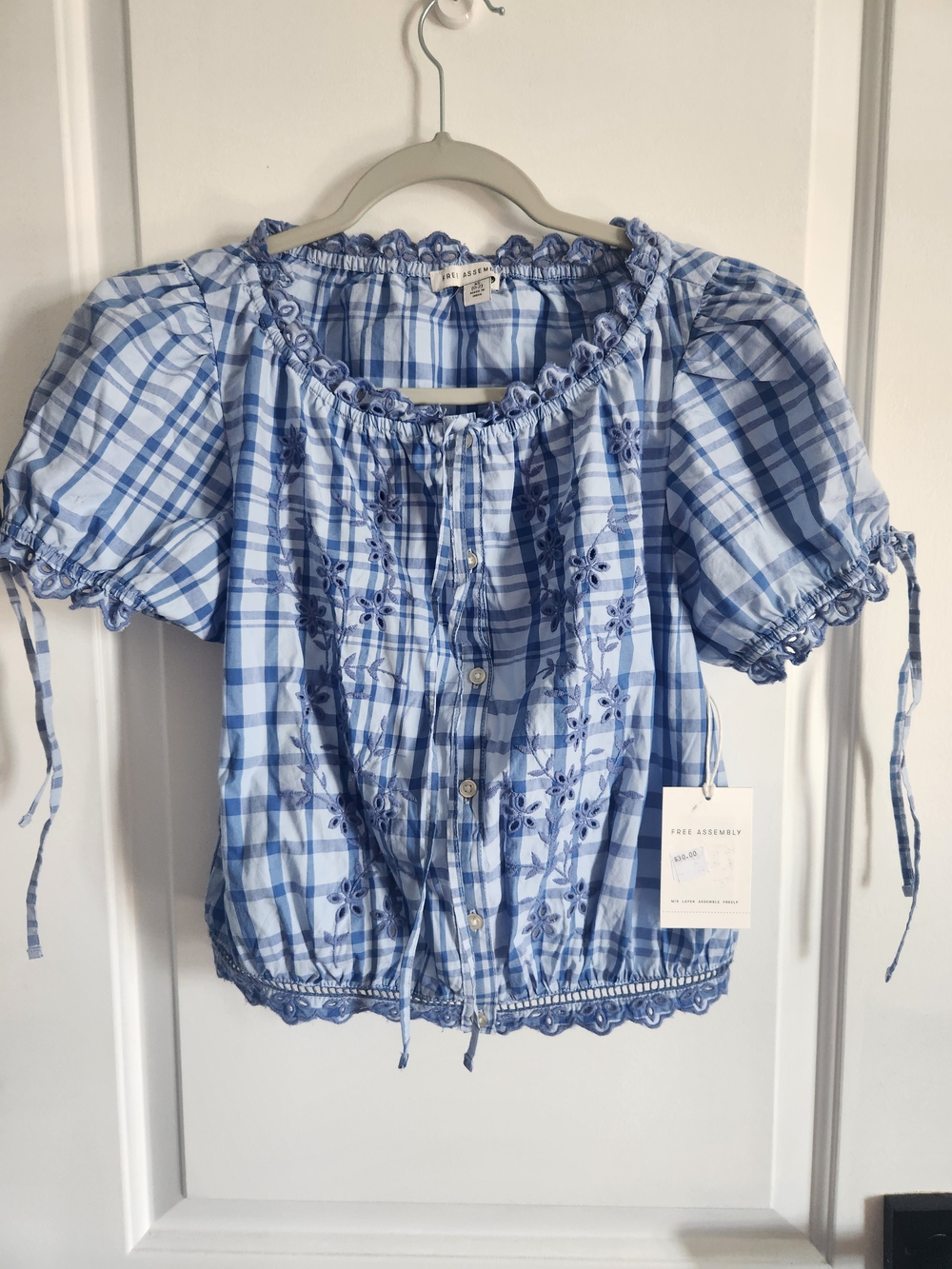 Women's Blue Plaid Embroidered Floral Puff Sleeve Top